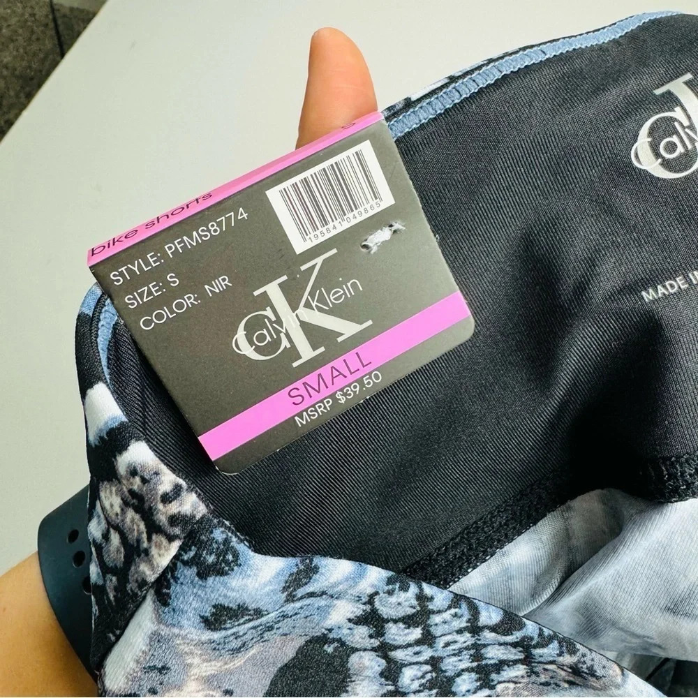 Calvin Klein Women's Bike Short High Rise Fashion Print‎ Animal - Picture 11 of 12